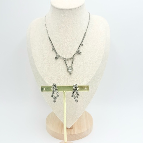 Vintage Clear Crystal Rhinestone Dainty Dangles Necklace Earrings Sets - Picture 1 of 11